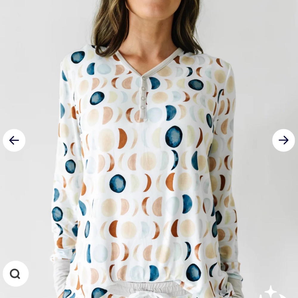Little Sleepies Blue and Tan Graphic Pajama Blouse - Large